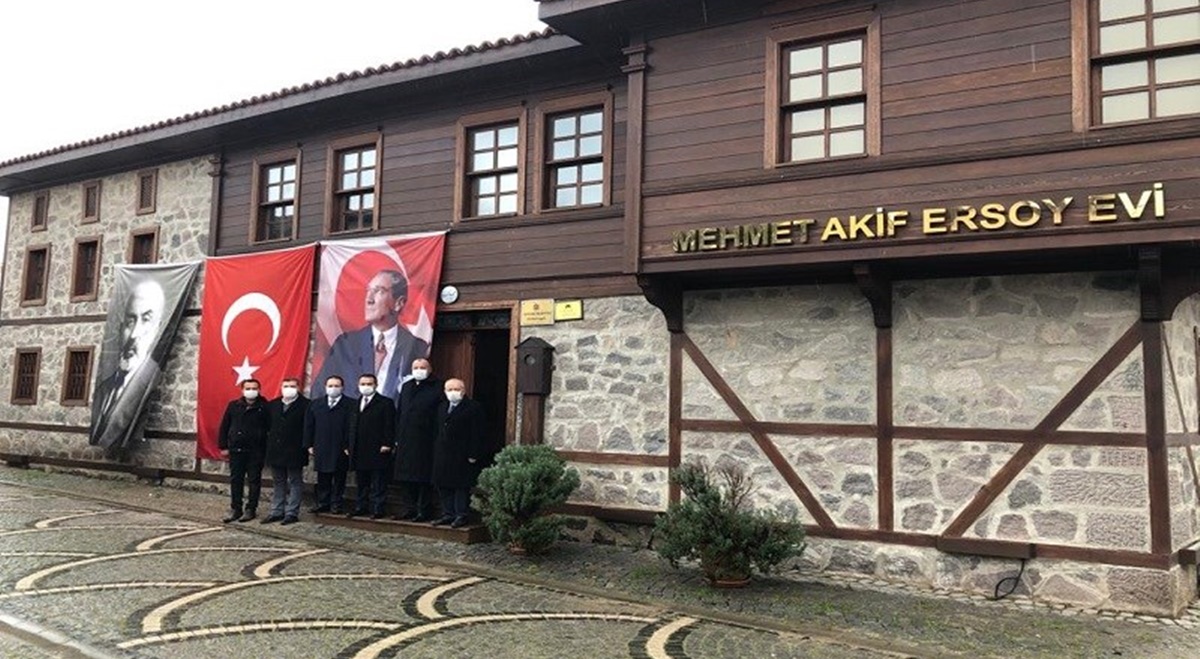 mehmet akif ersoy muze evini ziyaret etti canakkale icinde